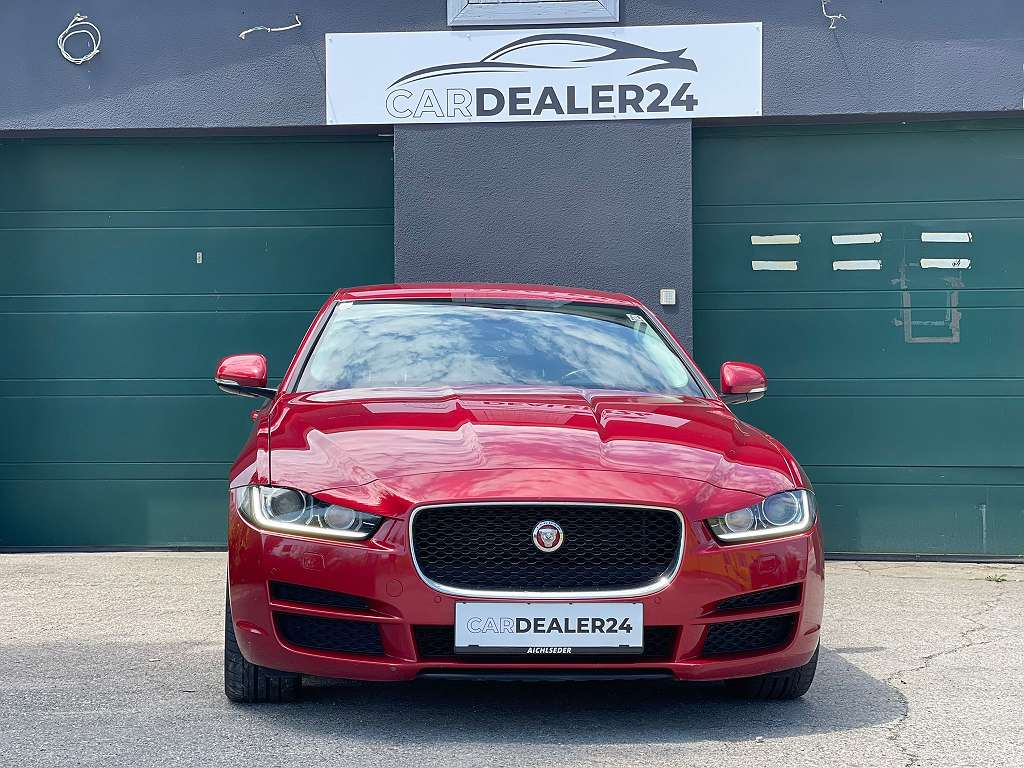 Jaguar XE 20d Prestige Aut.*Spurhalteassistent*elektr. Sitze*Aut. Heckklappe Limousine