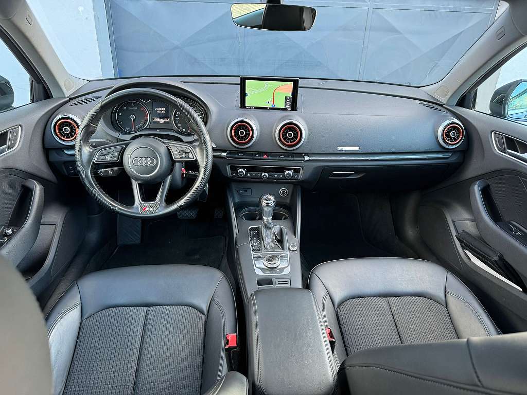 Audi A3 SB 1,6 TDI S-tronic intense Limousine