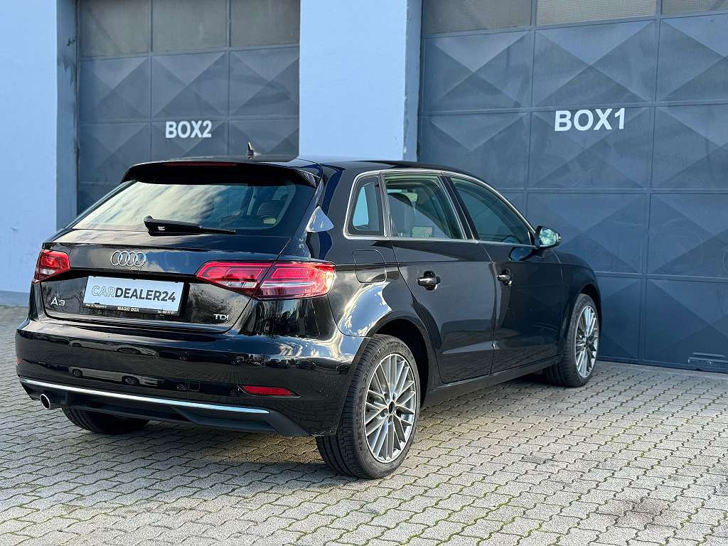 Audi A3 SB 1,6 TDI S-tronic intense Limousine