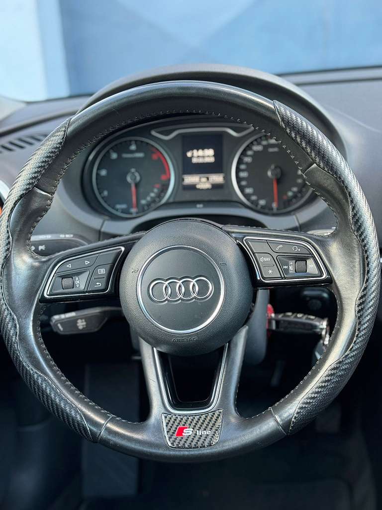 Audi A3 SB 1,6 TDI S-tronic intense Limousine