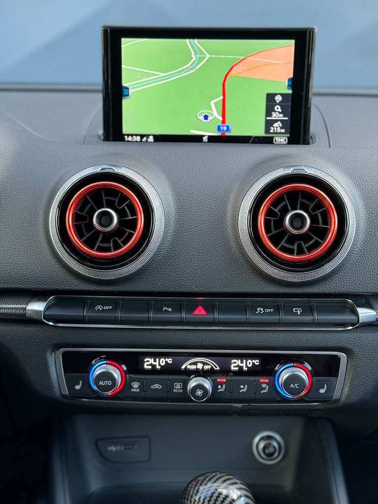 Audi A3 SB 1,6 TDI S-tronic intense Limousine