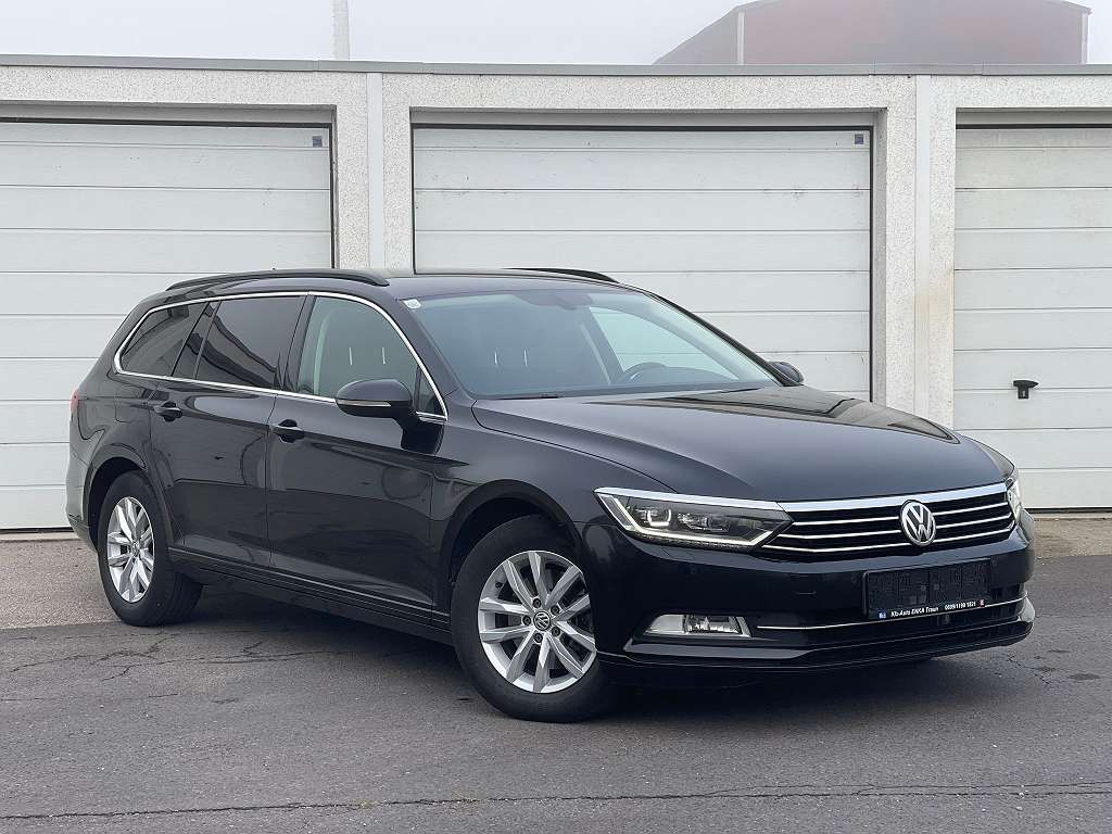 VW Passat Variant 2,0 TDI SCR DSG Kombi / Family Van