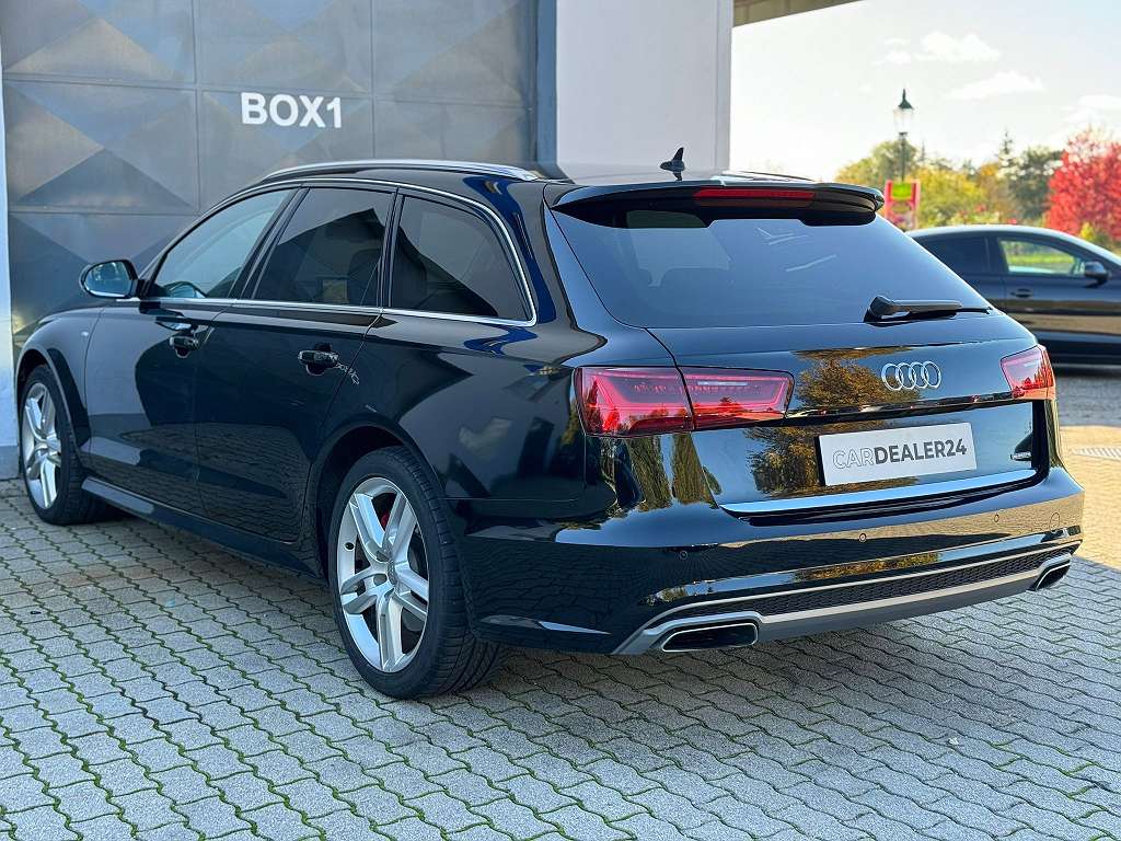 Audi A6 Avant 3,0 TDI Quattro Sline*Spurhalteassistent Kombi / Family Van