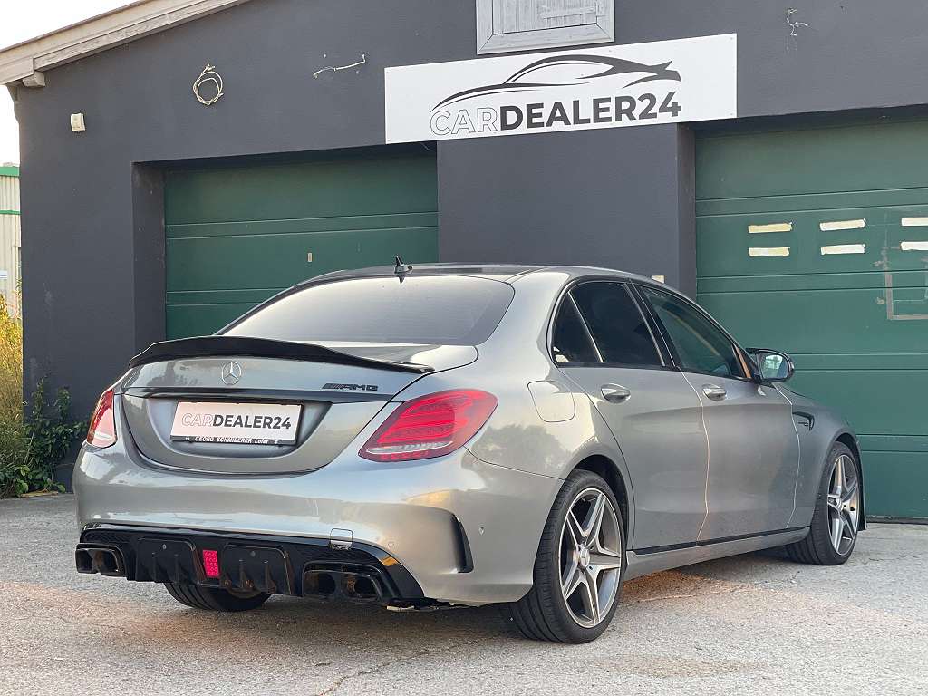 Mercedes-Benz C-Klasse C 220 d AMG Line Aut.*Totwinkelassistent*Spurhalteassistent Limousine