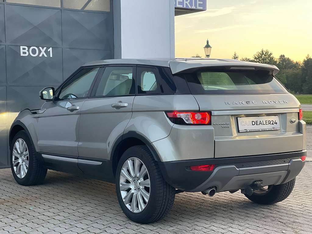 Land Rover Range Rover Evoque Dynamic 2,2 TD4 Aut.*Panoramadach* SUV / Geländewagen