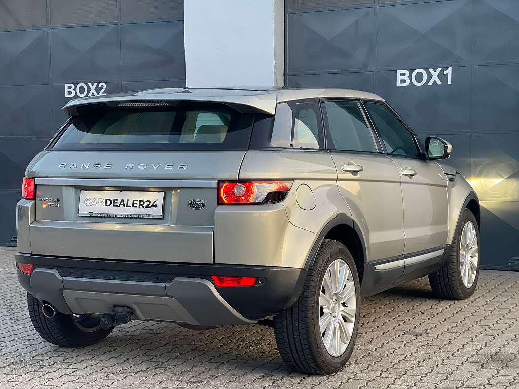 Land Rover Range Rover Evoque Dynamic 2,2 TD4 Aut.*Panoramadach* SUV / Geländewagen